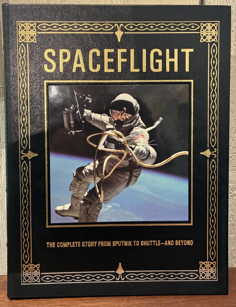 Item #57609 SPACEFLIGHT. Giles Sparrow.